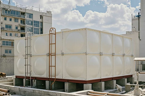 焦作怎樣根據實際需求確定玻璃鋼水箱的具體容積？